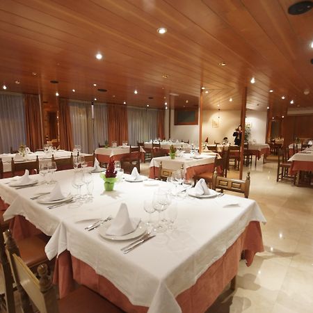 Hotel Folch Sant Julia de Loria Luaran gambar
