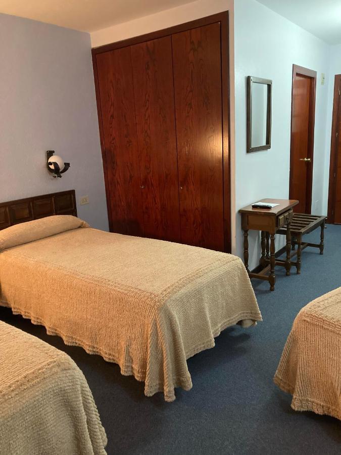 Hotel Folch Sant Julia de Loria Luaran gambar