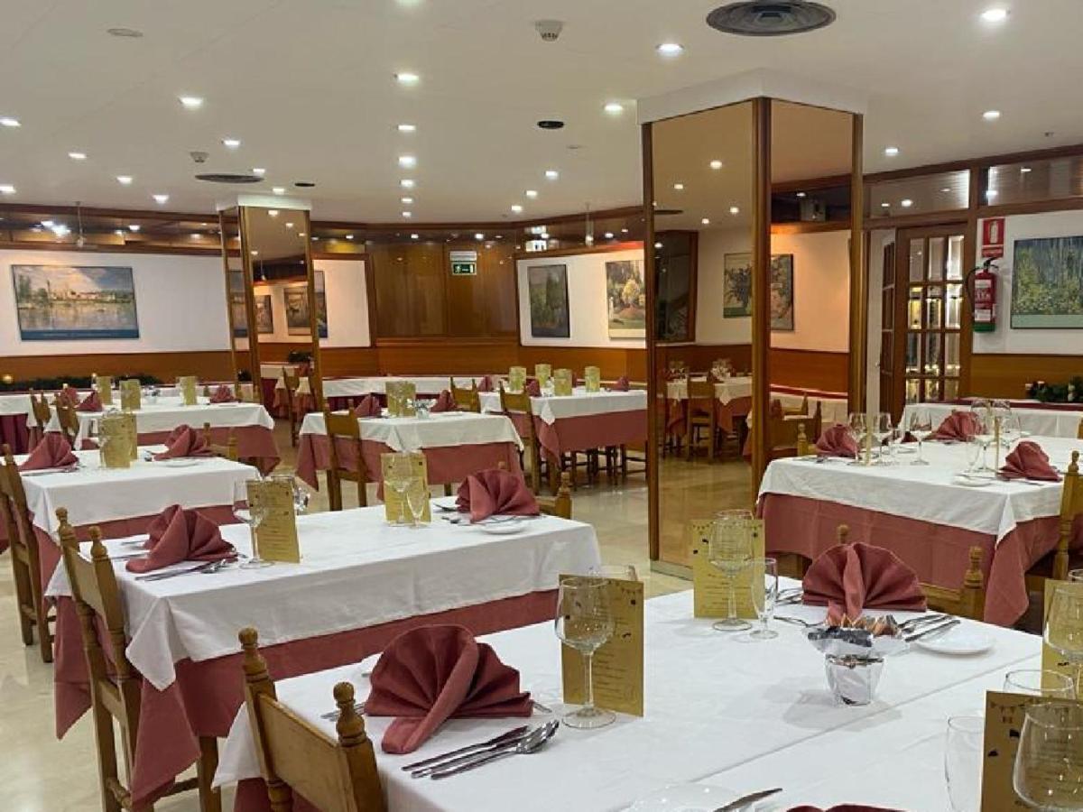 Hotel Folch Sant Julia de Loria Luaran gambar