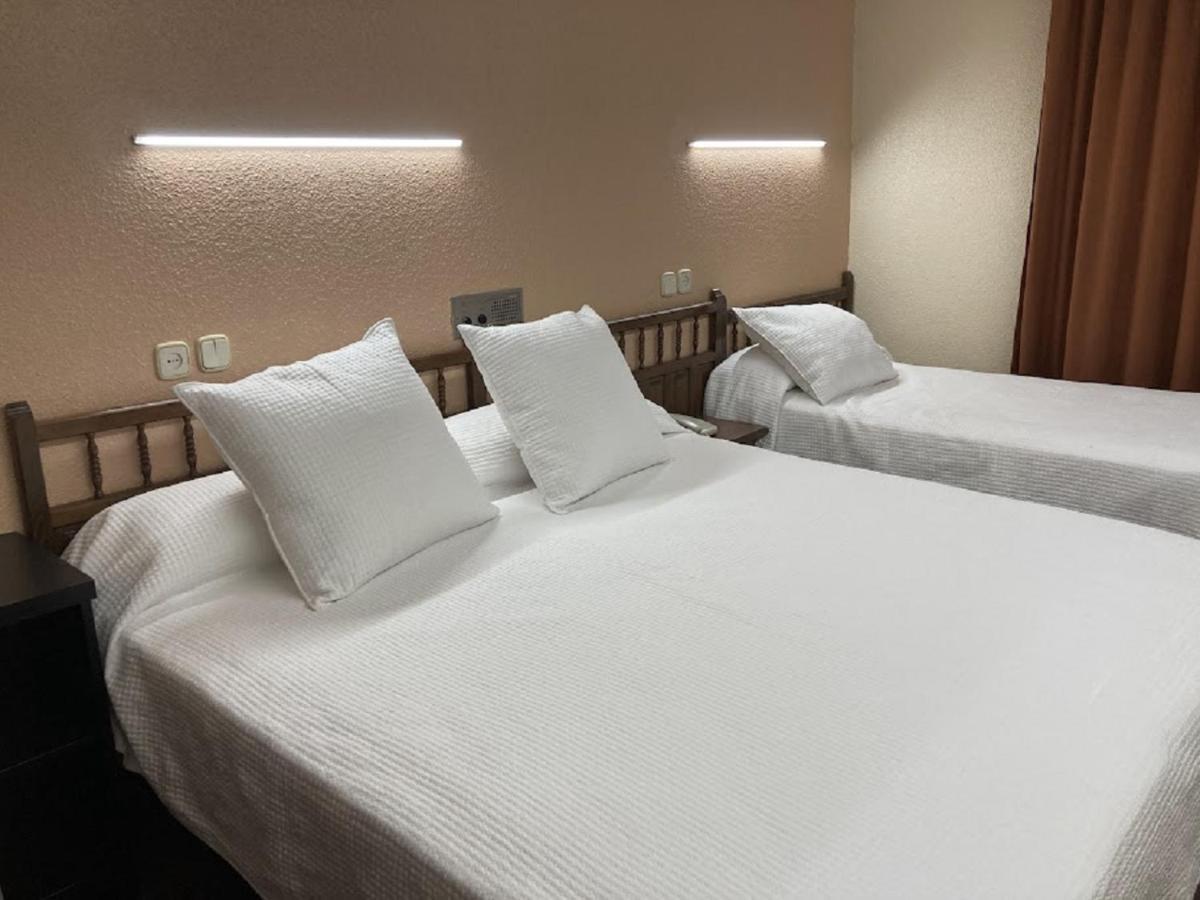Hotel Folch Sant Julia de Loria Luaran gambar