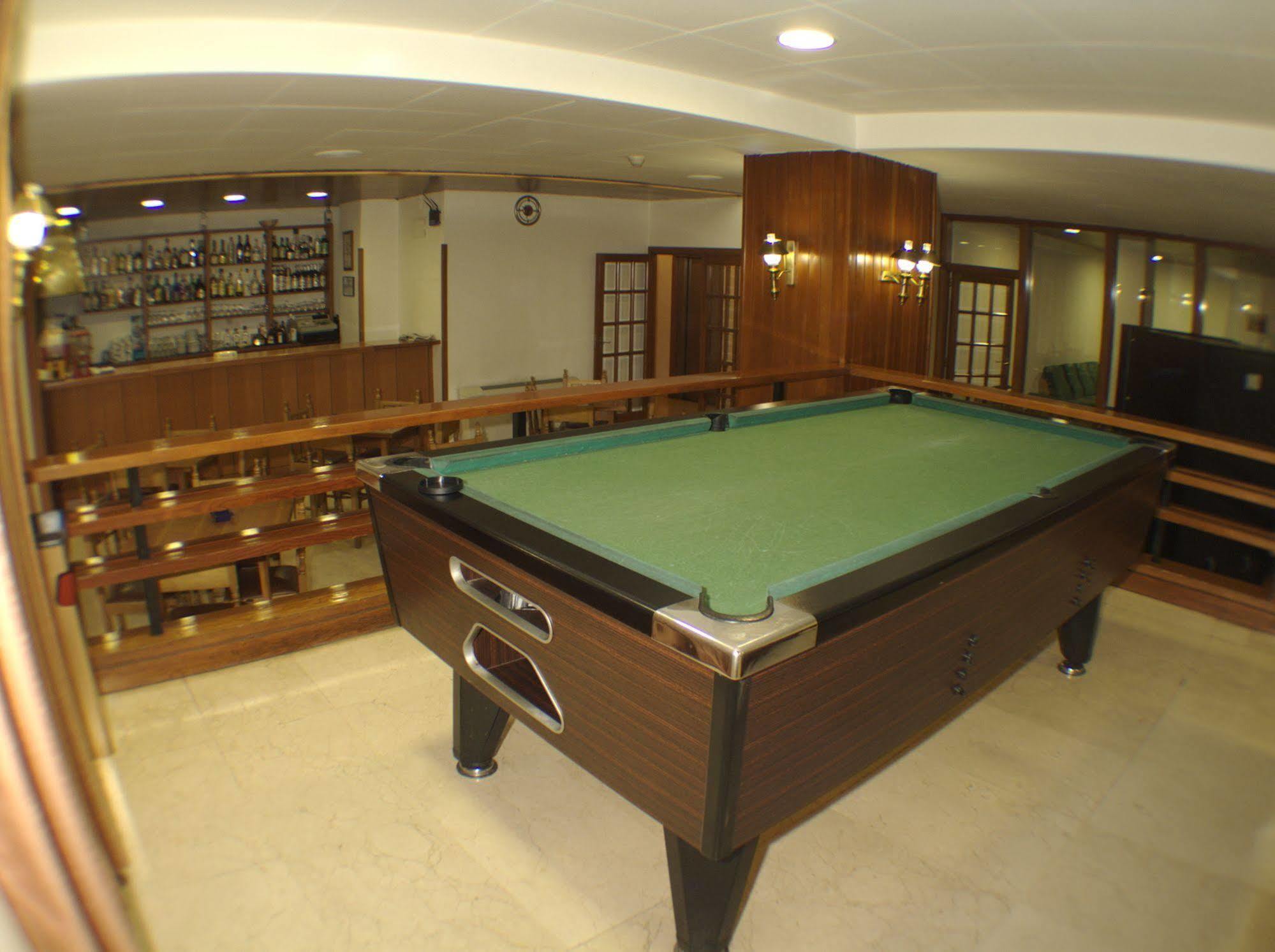 Hotel Folch Sant Julia de Loria Luaran gambar
