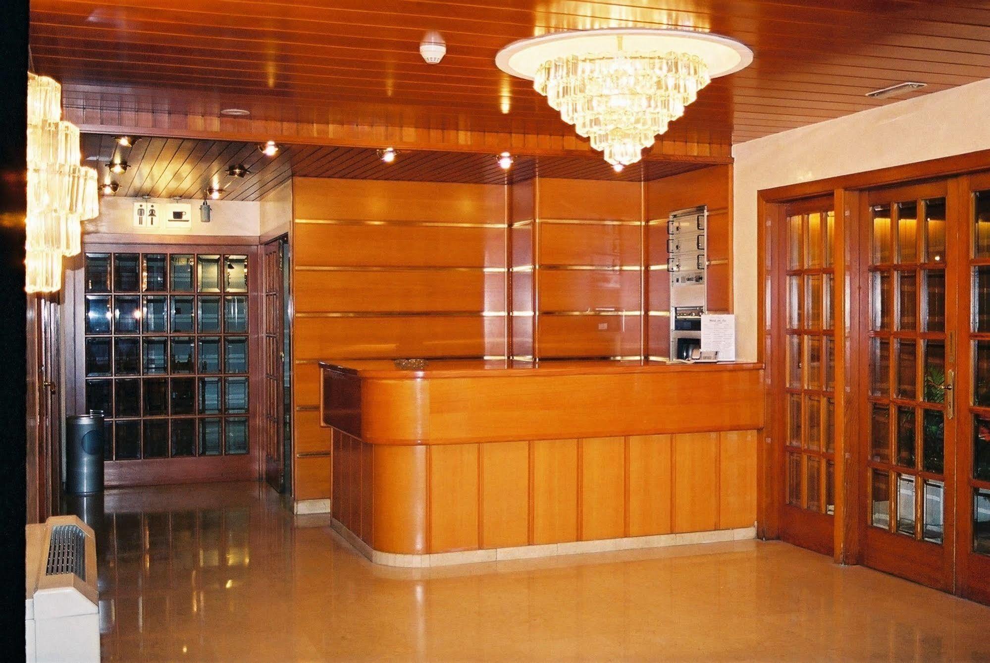 Hotel Folch Sant Julia de Loria Luaran gambar